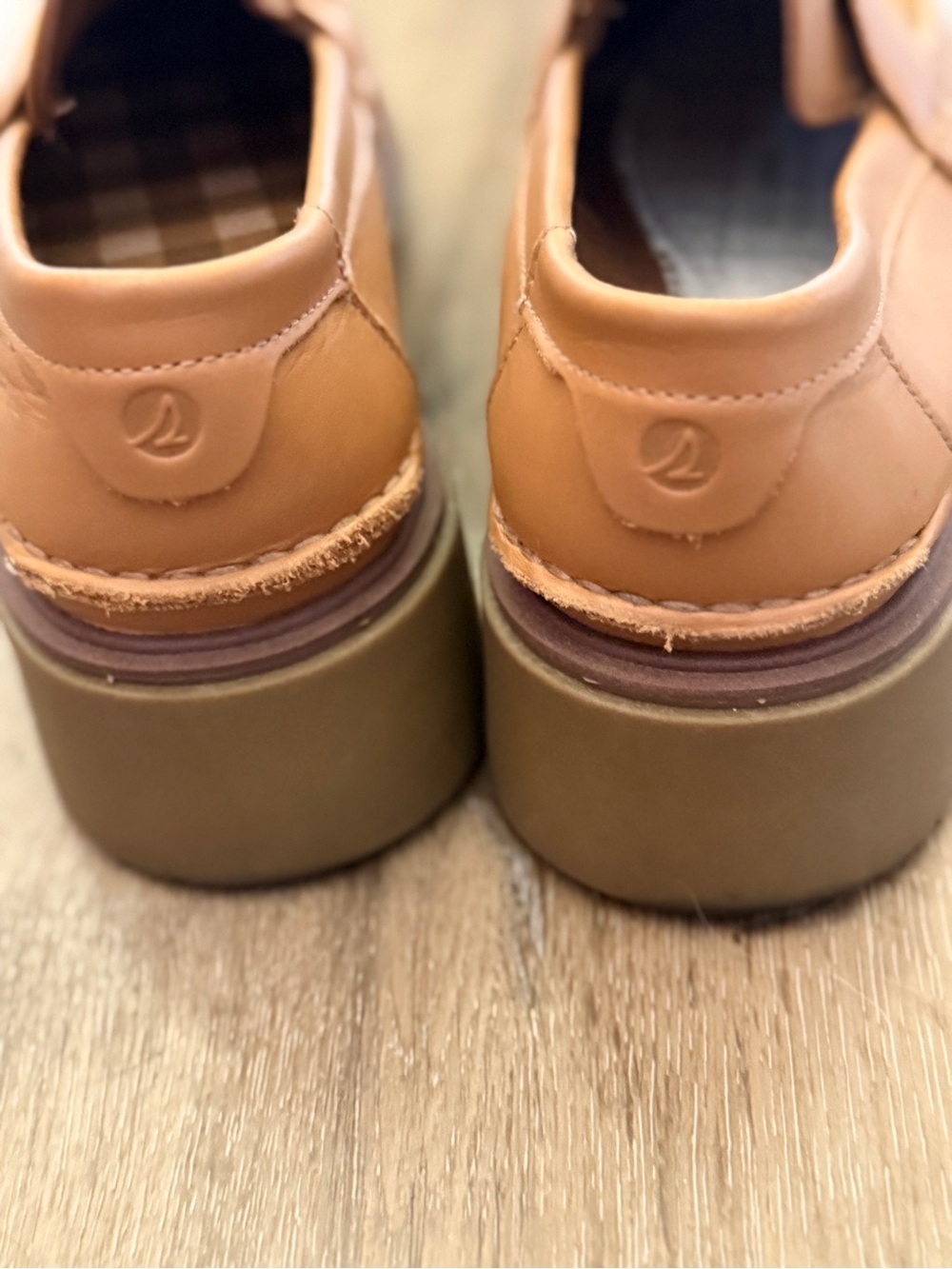 Sperry Women’s Tan Leather Knot-Detail Loafers - Picture 5 of 7